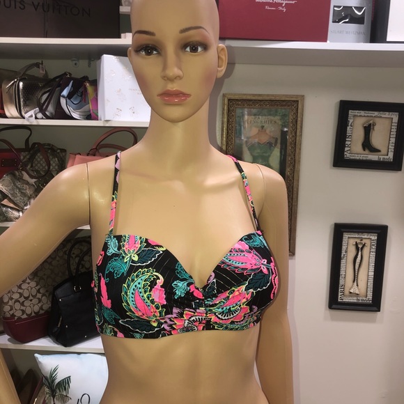 Shade & Shore Summer Macrame Crochet  Bikini Top - Picture 2 of 10